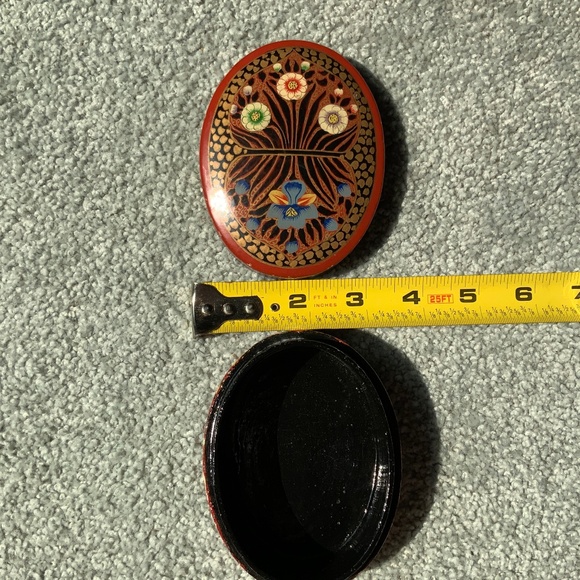 Hand Painted Oval Shaped Two Piece Trinket Box - Picture 5 of 7